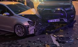 Gazipaşa'da Otomobille Kamyonet Çarpıştı: 1'i Ağır 5 Yaralı