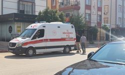 Husumetli Akrabalar Arasında Bıçaklı Kavga: 2 Yaralı