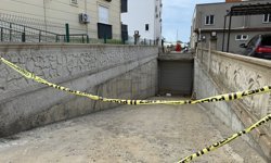 Apartman Boşluğuna Düşerek Hayatını Kaybetti