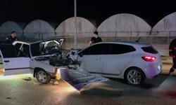 Antalya’da Kafa Kafaya Çarpışma: 1 Ölü