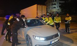 Sızan Sürücüyü Uyandırmak İçin Aracı Beşik Gibi Salladılar