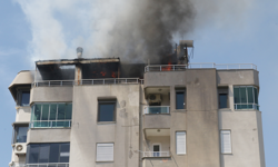 Antalyaspor'un Eski Yöneticisinin Evinde Yangın