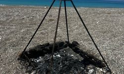 Caretta Caretta yuvasının üzerinde mangal ateşi yaktılar