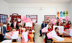Antalya'da 484 bin 576 öğrenci karne heyecanı yaşadı