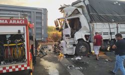Kazada Sıkışan Şoförü İtfaiye Çıkardı