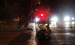 Yayaya çarpan motosikletli hayatını kaybetti
