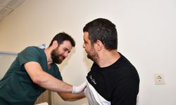 Yemek borusundaki 13 santimetrelik kitle başarıyla çıkarıldı