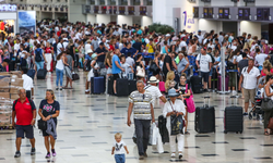 Antalya Havalimanı'nda yolcu sayısı 19 milyonu aştı