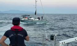 Motoru arızalanan teknedeki İsrail uyruklu 2 kişi kurtarıldı