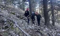 1.835 rakımlı zirvede mahsur kaldılar: 14 saatte kurtarıldılar
