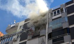 Antalya'da 6 katlı binanın 5'inci katında yangın