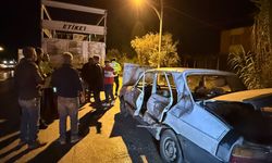 Serik'te otomobil ile kamyon çarpıştı