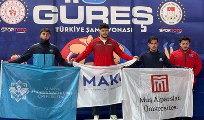 ALKÜ'lü Öğrenci Güreş Şampiyonasından Madalyayla Döndü