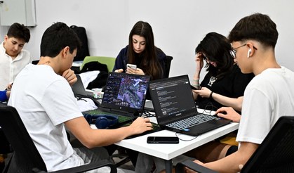 Yapay Zeka ile Görsel Üretim Atölyesi Başlıyor