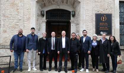 'Zamanın İzinde Sergisi' Sanatseverlerle Buluştu