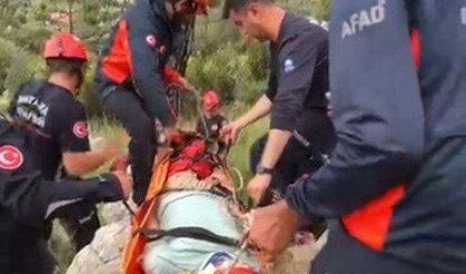 Dağa Tırmanırken Düşen Kişi Ekiplerce Kurtarıldı