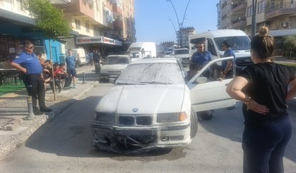 Alev Topuna Dönen Araçtan Atlayıp Canlarını Zor Kurtardılar