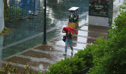 Antalya'da Mayısta Sağanak ve Dolu Sürprizi