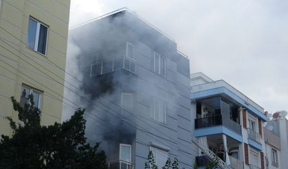 Antalya'da 1 ay önce taşındıkları daire küle döndü