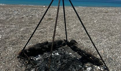 Caretta Caretta yuvasının üzerinde mangal ateşi yaktılar
