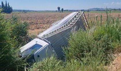 Sulama kanalına uçan kamyonette 2 yaralı