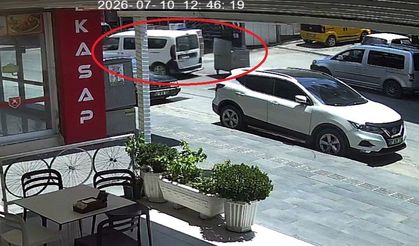 Kontrolden çıkan çöp konteyner araca çarptı