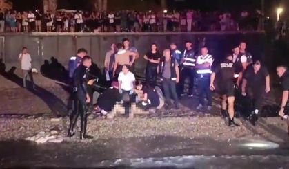 Antalya'da denize giren 2 arkadaş boğuldu