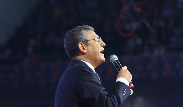 CHP’de Genel Başkan Özgür Özel oldu