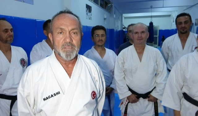 30 yıl sonra bir araya gelerek idman yaptılar