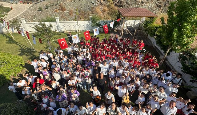 Kemer'de sertifikalar verildi