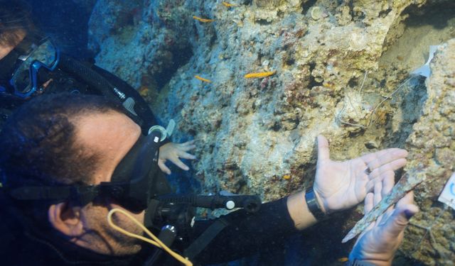 Akdeniz’in derinliklerinde Girit-Minos Uygarlığına ait 3 bin 600 yıllık hançer bulundu