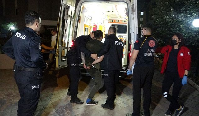 Antalya'da bir genç anne-babasını odaya kilitledi
