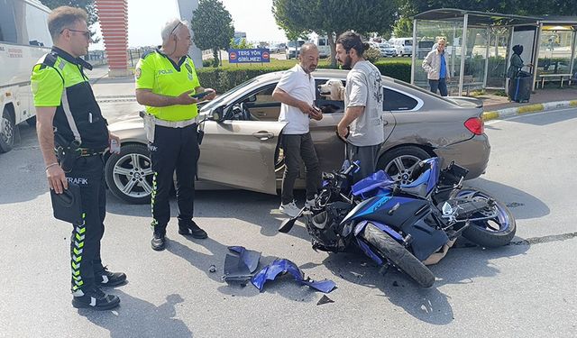 Manavgat'ta sürücün takla attığı kaza kamerada