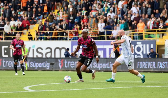 Alanyaspor evinde Bodrum FK'ya mağlup oldu