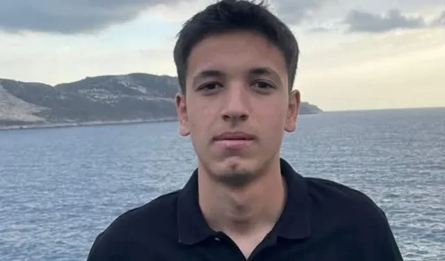 Genç futbolcu kazada öldü