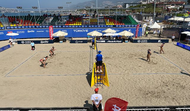 Dünya Plaj Voleybolu Pro Tur başladı