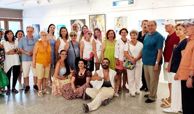 Antalyalı Sanatçılardan 'Yaz Karması' Sergisi