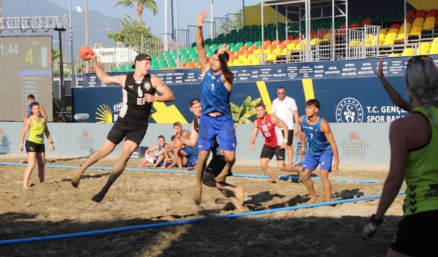 EHF Avrupa Plaj Hentbolu Şampiyonası’nda Final Heyecanı Başlıyor