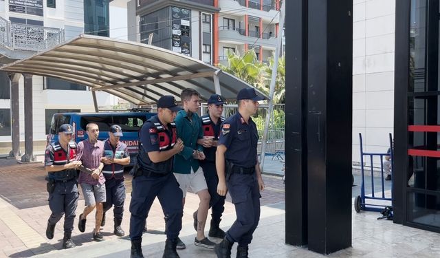 Antalya’da Ruslar Arasında Bıçaklı Kavga: 1 Ölü, 2 Gözaltı
