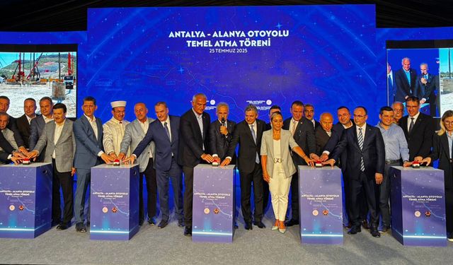Antalya-Alanya Otoyolu Temeli Atıldı: Yolculuk 36 Dakikaya İnecek!