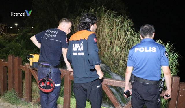 Antalya Falezlerinde Kayıp Alarmı: Denize Düşen Kişi Bulunamadı