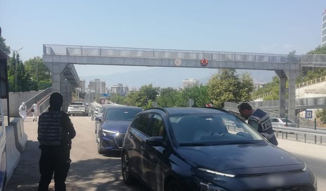 Antalya'da Çalıntı Araç Operasyonu