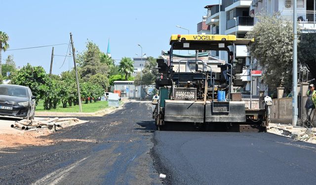 Kepez Belediyesi'nden Altyapı Sonrası Asfalt Çalışması