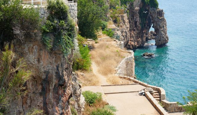 Antalya'nın Deprem Riski ve Fay Hatları