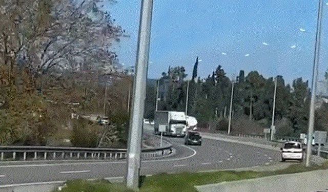 Antalya'da Trafiği Tehlikeye Atan Sürücülere Ceza Yağdı