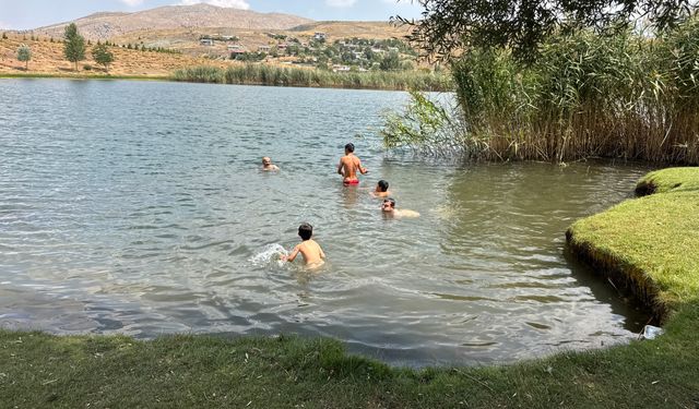 Dipsiz Göl'de Yazın Serinliği: Doğal Cennet
