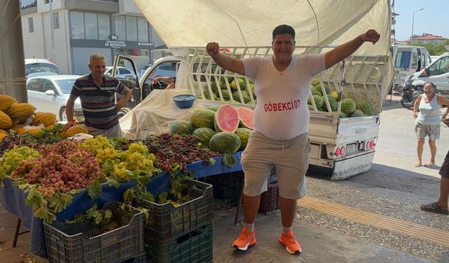 Karpuzcu Ramazan'dan Manavgat'ta Göbek Şovu