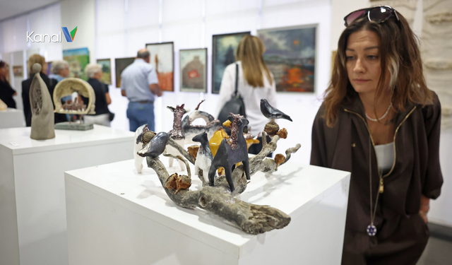 “102 Sanatçı, 102 Eser” Cumhuriyet Sergisi Açıldı!