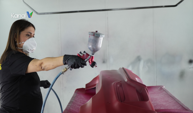 Antalya’da Kadın Oto Boya Ustası: Nurgül Durukan