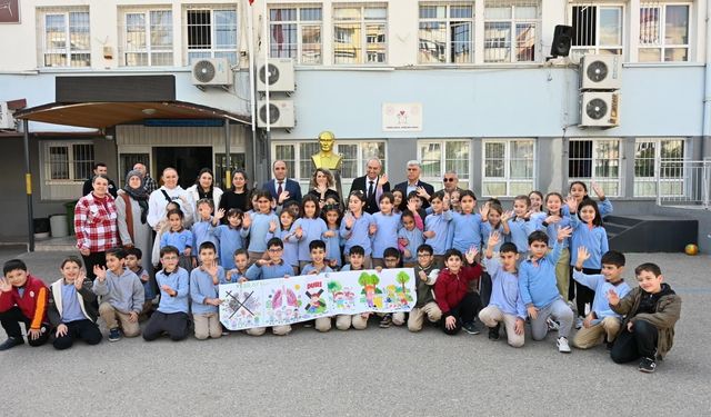 Kepez'de 32 Bin 383 Öğrenciye Göz Taraması